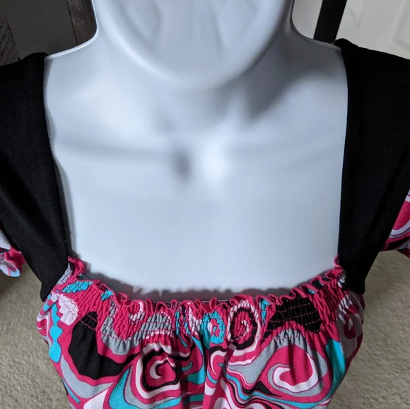 Hot Tempered Colorful Top Size Small - Picture 6 of 8
